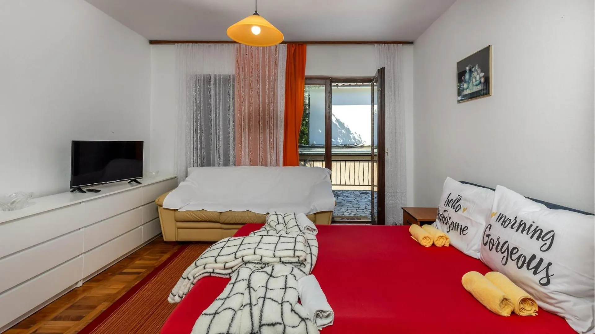 Gorgeous Apartment In Jadranovo Croatia